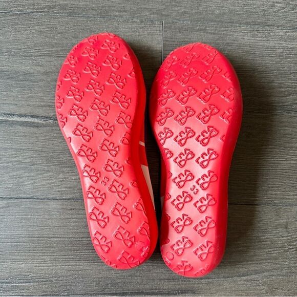 Luv Footwear Girl’s Dream Flats Red and White Dots New in Package Size 2 - Picture 3 of 9